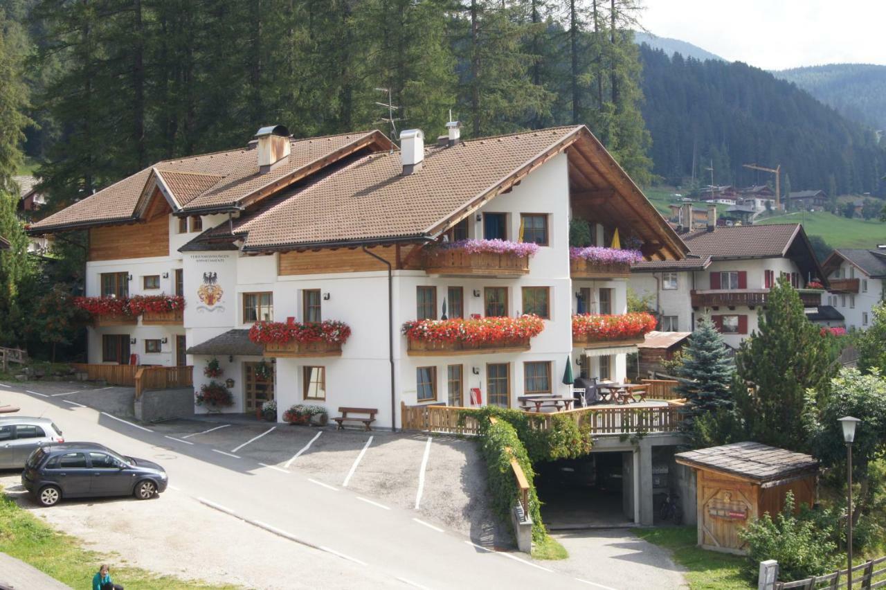 Ferienwohnungen Am Laerchenweg 塞斯托 外观 照片